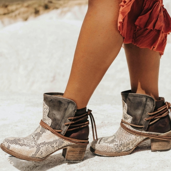 Freebird by Steven Shoes - FreeBird CASEY Snake Multi Ankle Boots size 8
